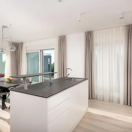 Apartment 01 *